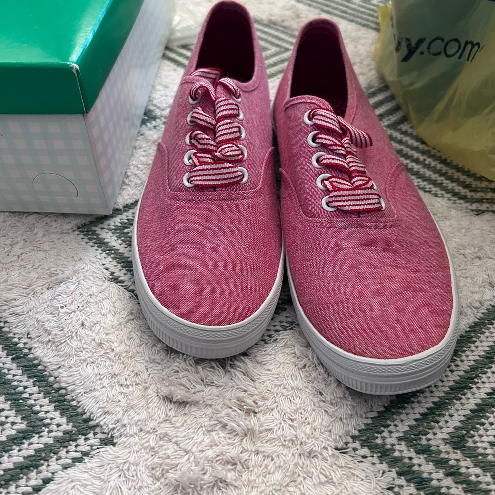 Women's Pink Canvas Sneakers